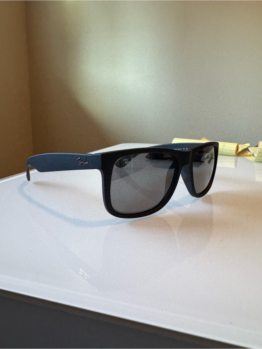 Men Ray-Ban Justin sunglasses matte black